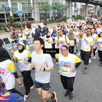 Runner Photo 4535273