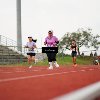 Runner Photo 4535300