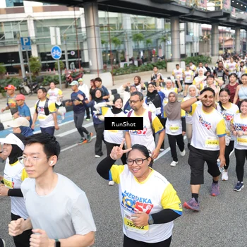 Runner Photo 4535307