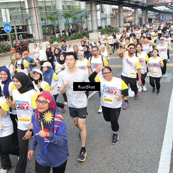 Runner Photo 4535316