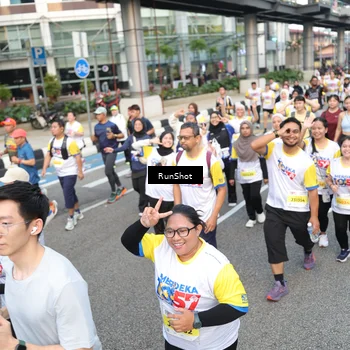 Runner Photo 4535334