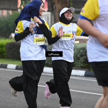 Runner Photo 4535348