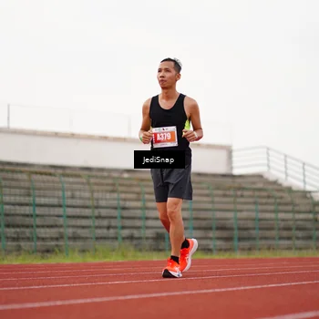 Runner Photo 4535373