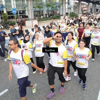 Runner Photo 4535412
