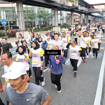 Runner Photo 4535515