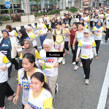 Runner Photo 4535564