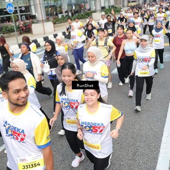 Runner Photo 4535581
