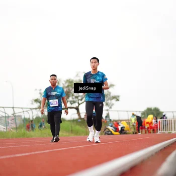 Runner Photo 4535764