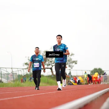Runner Photo 4535769