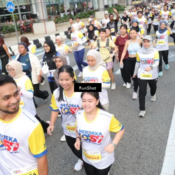 Runner Photo 4535807