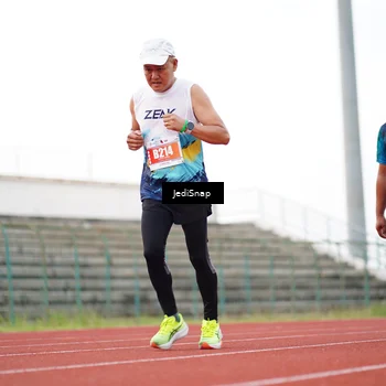 Runner Photo 4535824