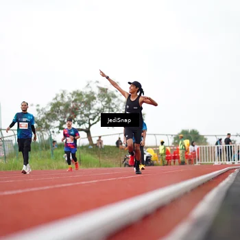 Runner Photo 4535842