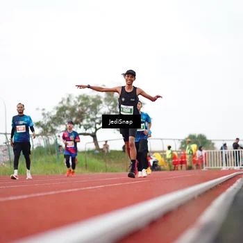 Runner Photo 4535847