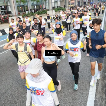 Runner Photo 4535853
