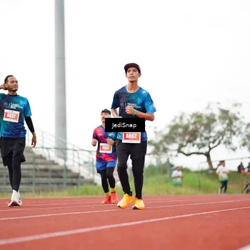 Runner Photo 4535873