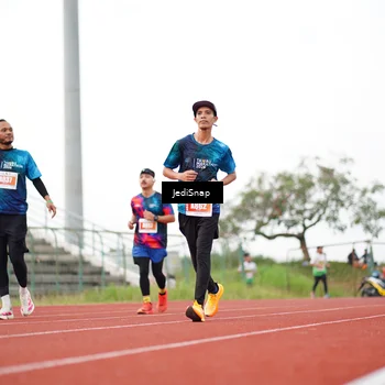 Runner Photo 4535874