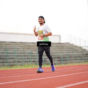 Runner Photo 4535914