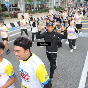 Runner Photo 4536032