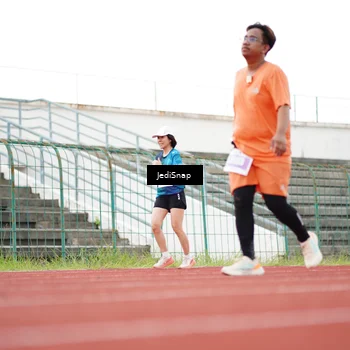 Runner Photo 4536033