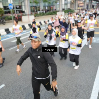 Runner Photo 4536077