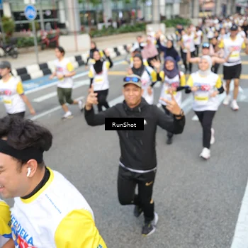 Runner Photo 4536086
