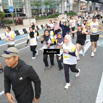 Runner Photo 4536126