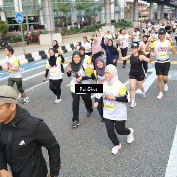 Runner Photo 4536133