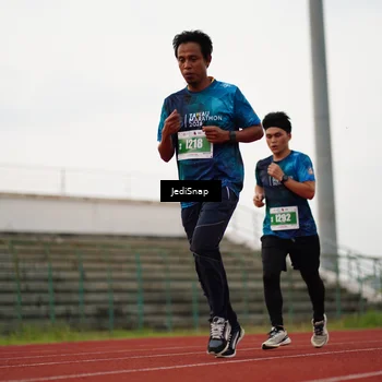 Runner Photo 4536147
