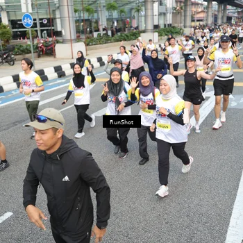 Runner Photo 4536157