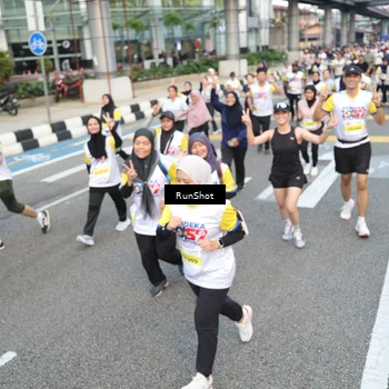 Runner Photo 4536162