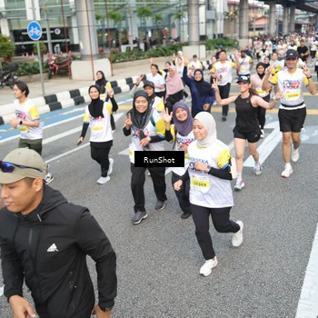 Runner Photo 4536176