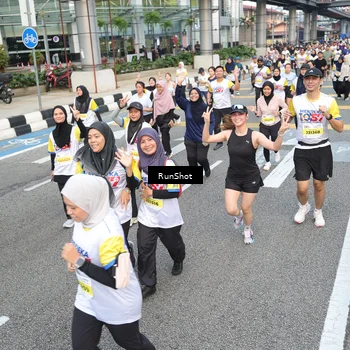 Runner Photo 4536177