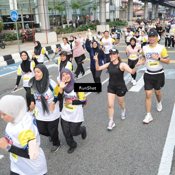 Runner Photo 4536195
