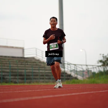 Runner Photo 4536196