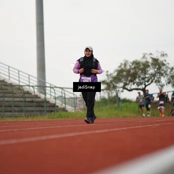 Runner Photo 4536249