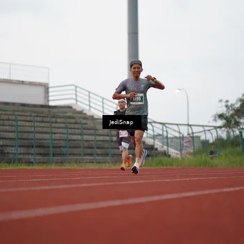 Runner Photo 4536291