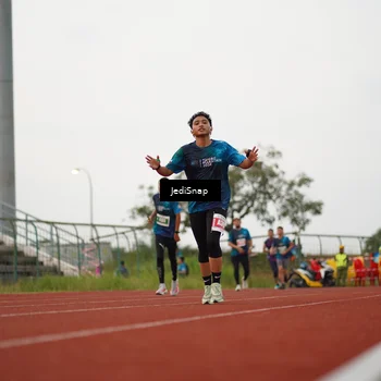 Runner Photo 4536342