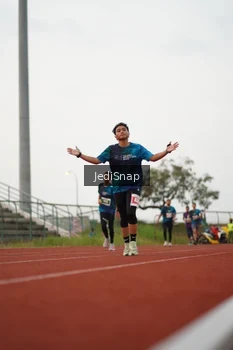 Runner Photo 4536350