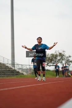 Runner Photo 4536356