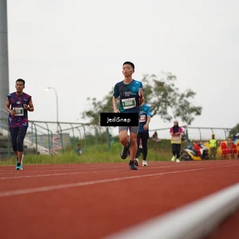 Runner Photo 4536362