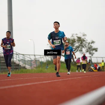 Runner Photo 4536380