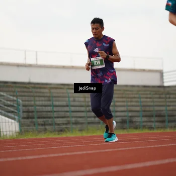 Runner Photo 4536387