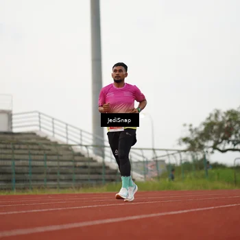 Runner Photo 4536437