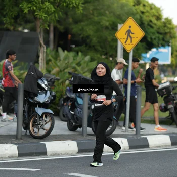 Runner Photo 4536471