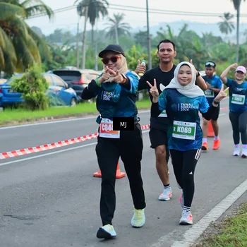 Runner Photo 4536472