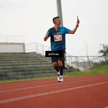 Runner Photo 4536473