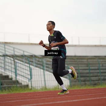 Runner Photo 4536505