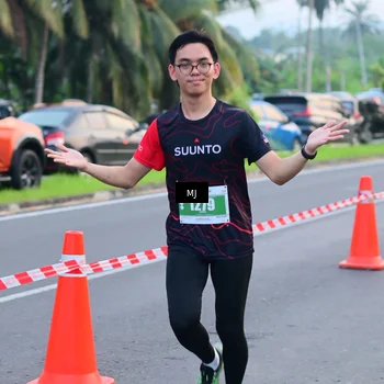 Runner Photo 4536543