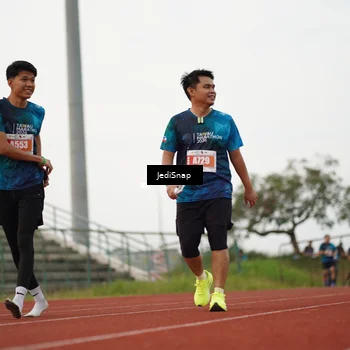 Runner Photo 4536547