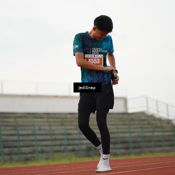 Runner Photo 4536551